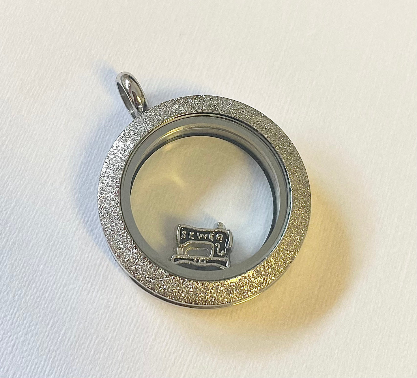 Memory Locket Charm - Sewing Machine